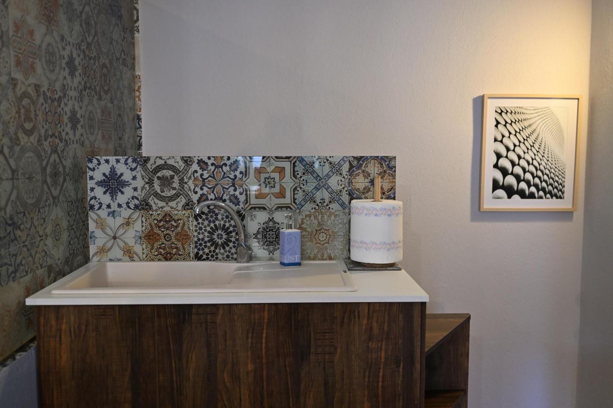 Apartment Greg's Cozy Apartment, Up To 4 Guests In Kalamaria Thessaloniki
